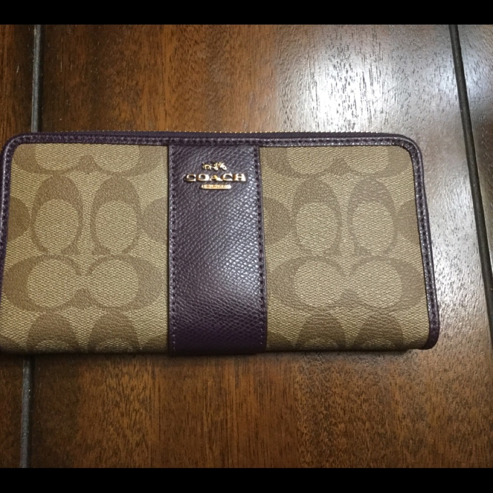 Coach wallet